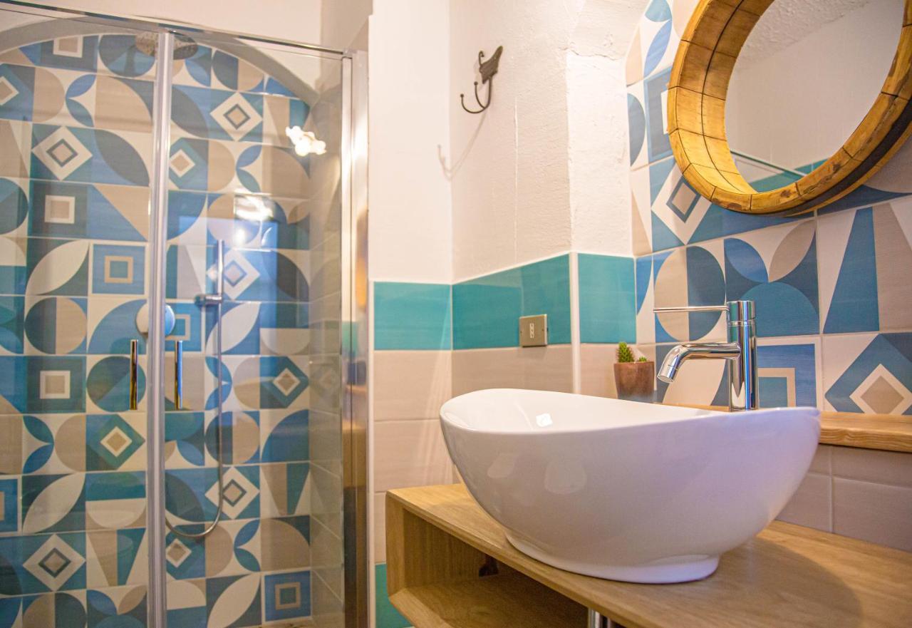 Ti Porto Al Mare Apartment Iun P7641 Кала Гононе Екстериор снимка