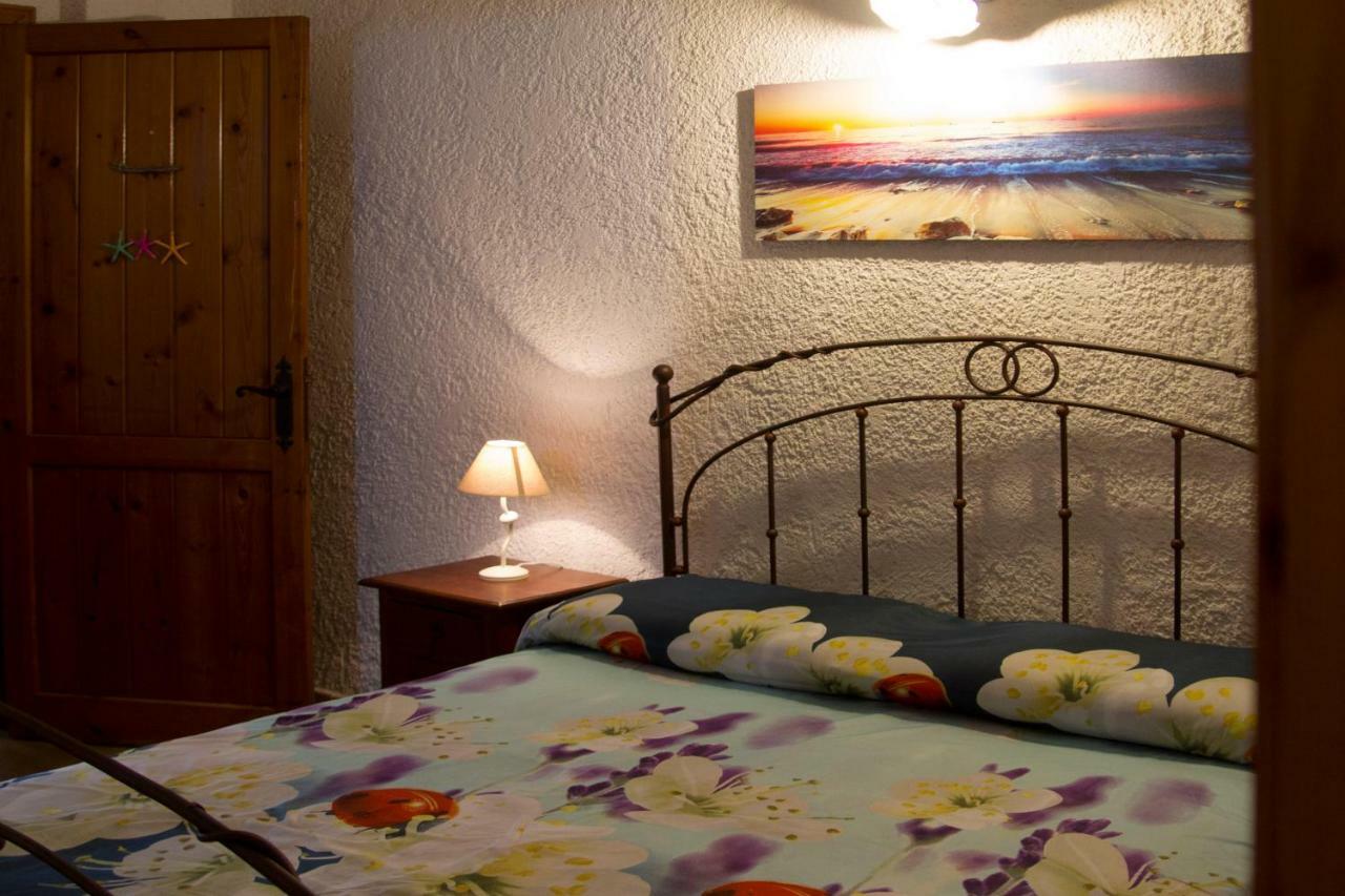 Ti Porto Al Mare Apartment Iun P7641 Кала Гононе Екстериор снимка
